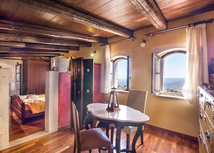 Casa com 1 Quarto